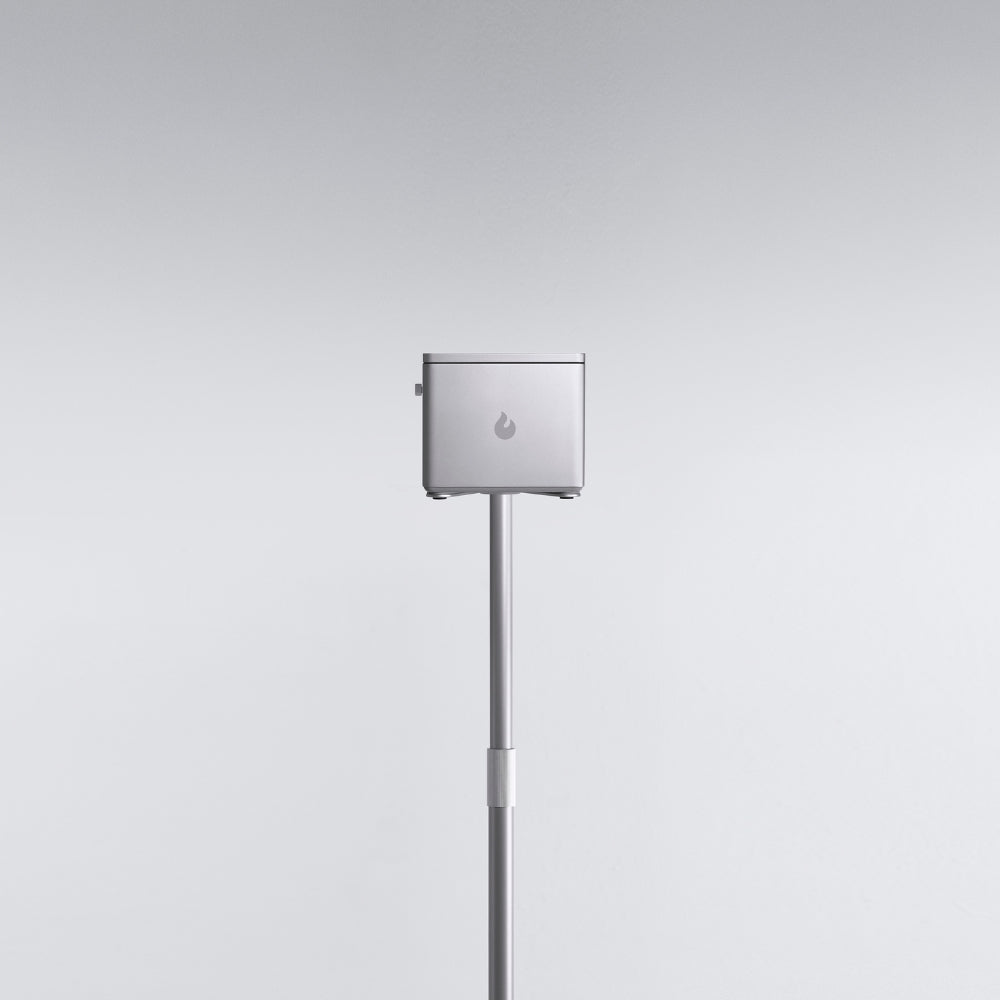 STUDIO STAND