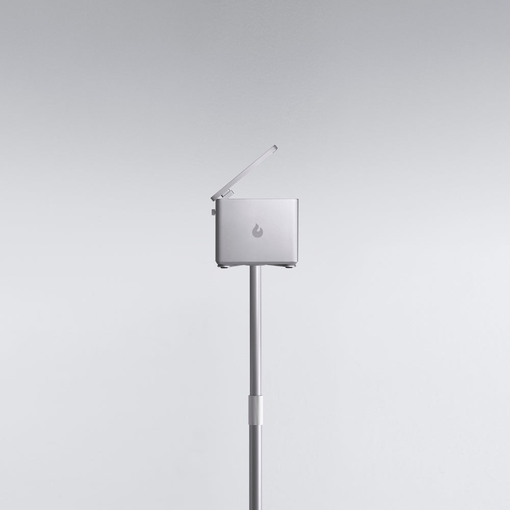 STUDIO STAND